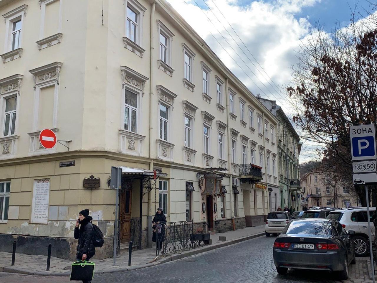 Modern Chaikovskogo Apartment Leópolis Exterior foto